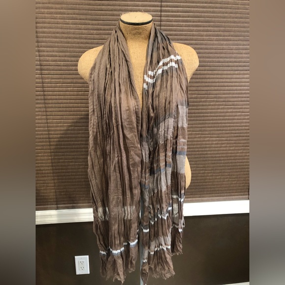 ✨Host Pick ✨ Medium Brown/grey striped scarf by Blu - Picture 1 of 3